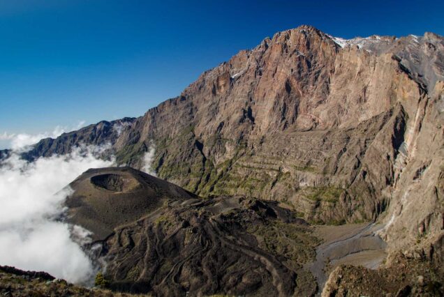 4 Days Mount Meru Trekking, Climbing mt meru, 4 Days Mount Meru Climb, Mount Meru Climb, Climbing Mount Meru Tanzania