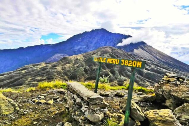 4 Days Mount Meru Trekking, Climbing mt meru, 4 Days Mount Meru Climb, Mount Meru Climb, Climbing Mount Meru Tanzania