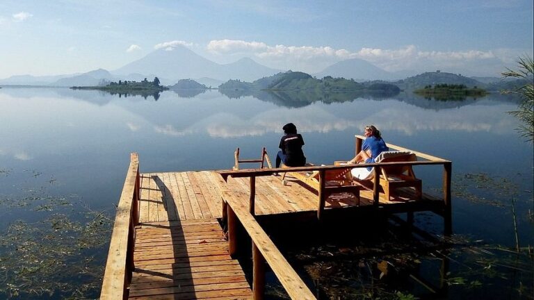 Lake mutanda, Mutanda Lake Resort, Lake Mutanda activities, Lake Mutanda Lodges, Lake mutanda tours