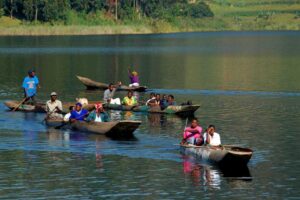 Lake mutanda, Mutanda Lake Resort, Lake Mutanda activities, Lake Mutanda Lodges, Lake mutanda tours